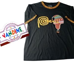 🚨Vandine souvenir Peru TShirt